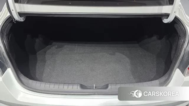 Hyundai Avante (CN7) id 3417206 из Кореи 11