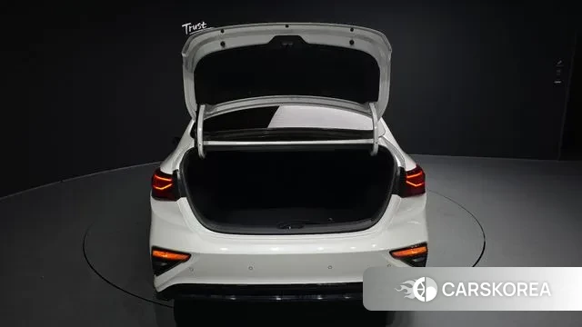 Kia Come New K3 id 3728339 из Кореи 11