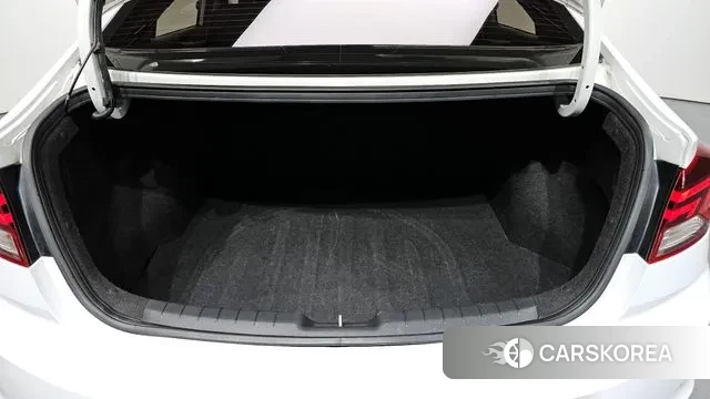 Hyundai The New Avante AD id 3526126 из Кореи 11