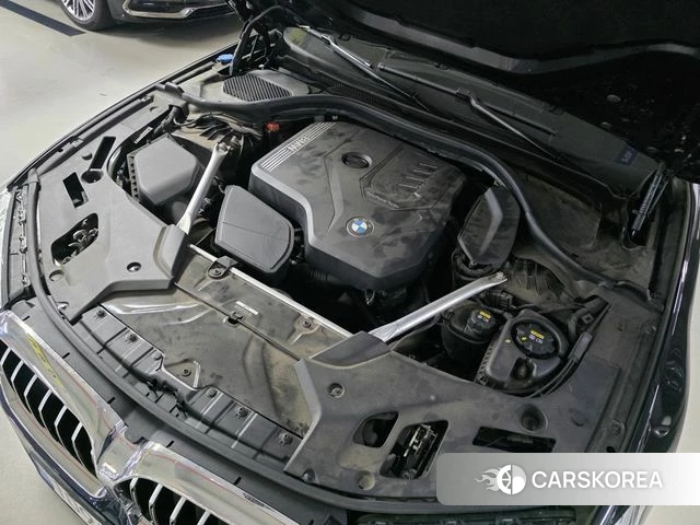 BMW 5 Series (G30) id 3865437 из Кореи 11