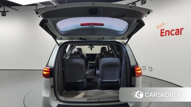 Kia The New Carnival id 4345701 из Кореи 11