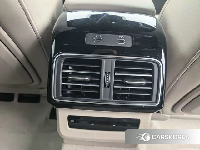 Audi Q5L id 4333531 из Китая 11