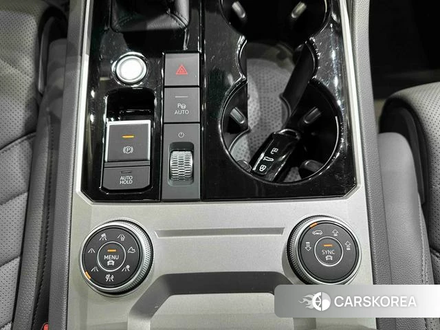 Volkswagen Touareg id 4301638 из Китая 11