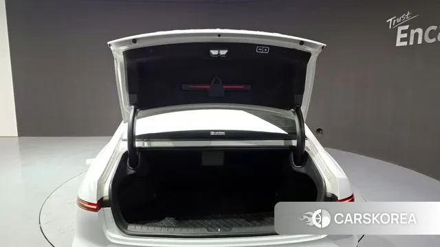 Hyundai Grandeur Hybrid (GN7) id 3388654 из Кореи 11