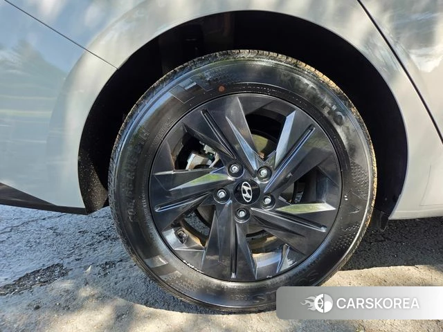 Hyundai Avante (CN7) id 3954879 из Кореи 11