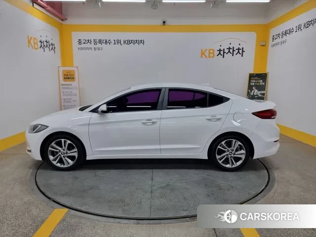 Hyundai Avante AD id 3024585 из Кореи 11