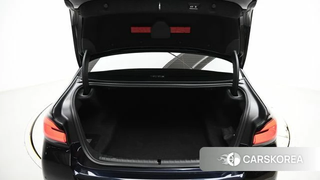 BMW 5 Series (G30) id 4361618 из Кореи 11