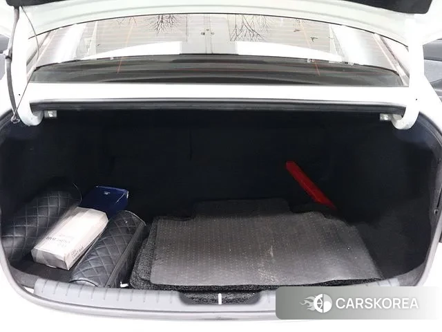 Hyundai Avante (CN7) id 3054989 из Кореи 11