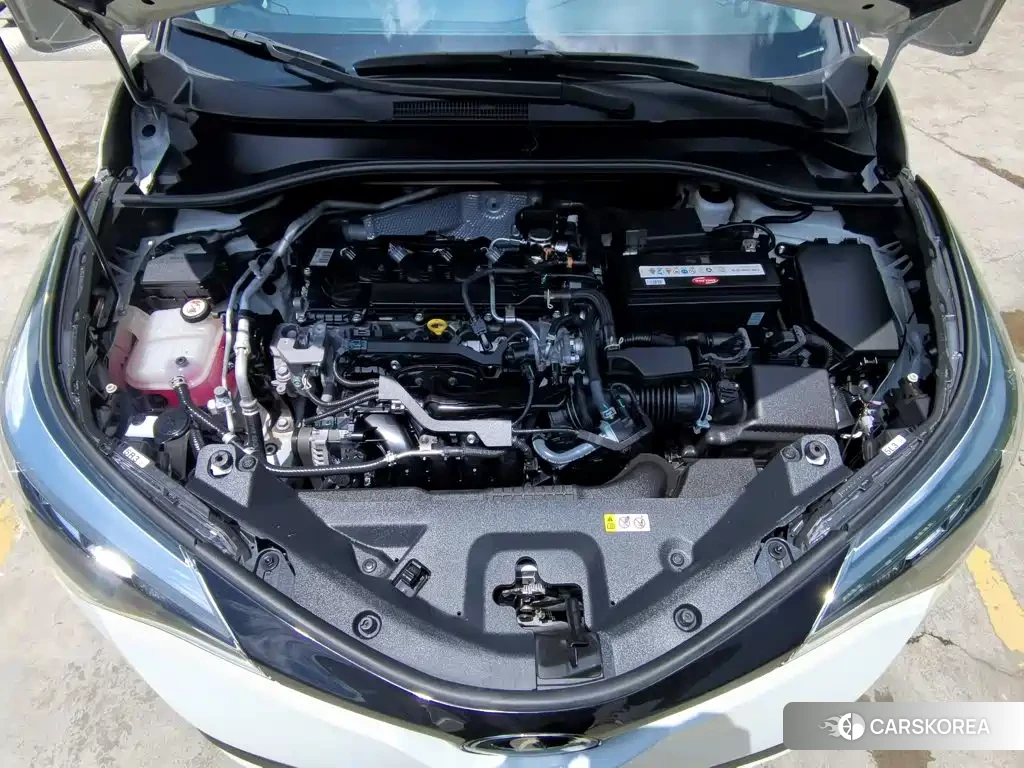 Toyota C-HR id 4654490 из Китая 11