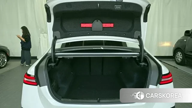 BMW 5 Series (G60) id 3002328 из Кореи 11