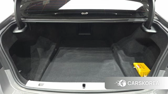 BMW 7 Series (G11) id 3935553 из Кореи 11