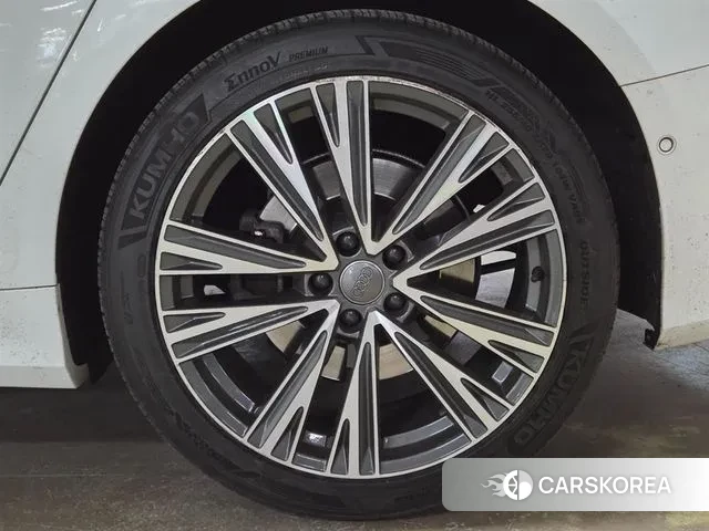 Audi A6 (C8) id 3650735 из Кореи 11