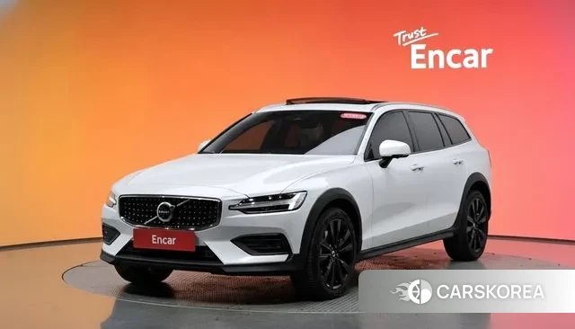 Volvo V60 Cross-Country 2nd Generation id 3614815 из Кореи 11