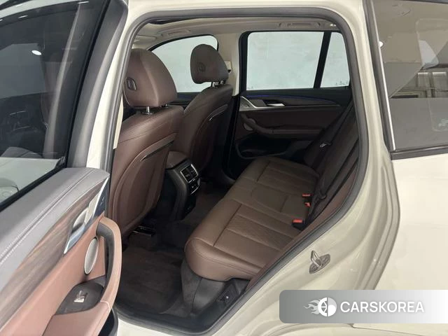 BMW X3 id 4365680 из Китая 11