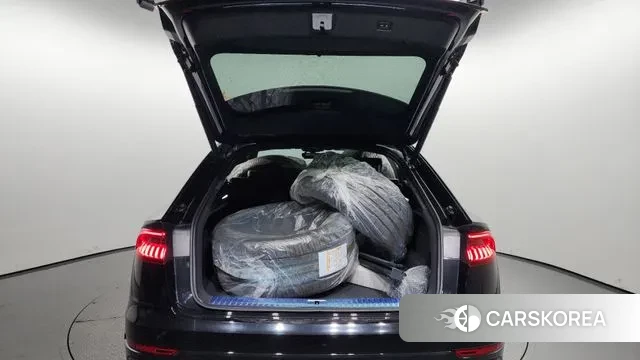 Audi Q8 (4M) id 3036981 из Кореи 11