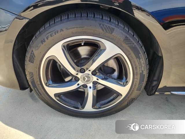 Mercedes-Benz E-Class W213 id 4520022 из Кореи 11