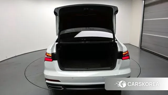 Audi A6 (C8) id 3043051 из Кореи 11