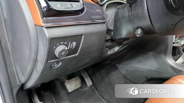 Jeep Grand Cherokee id 4283853 из Кореи 11