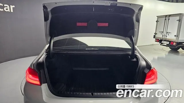 BMW 5 Series (G30) id 2952262 из Кореи 11