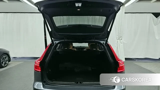 Volvo V60 Cross-Country 2nd Generation id 3319096 из Кореи 11