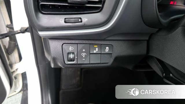 Kia Stonic id 4699043 из Кореи 11