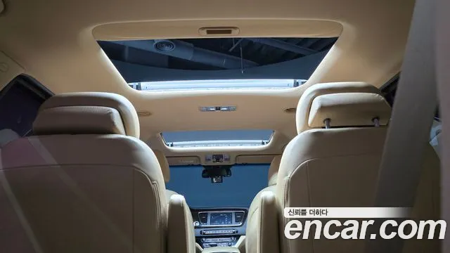 Kia The New Carnival id 2707897 из Кореи 11