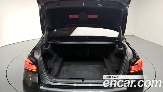 BMW 5 Series (G30) id 2852998 из Кореи 11