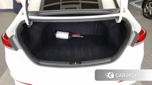 Hyundai Avante AD id 2986770 из Кореи 11