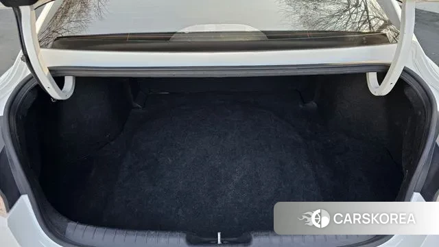 Hyundai Avante (CN7) id 3592782 из Кореи 11