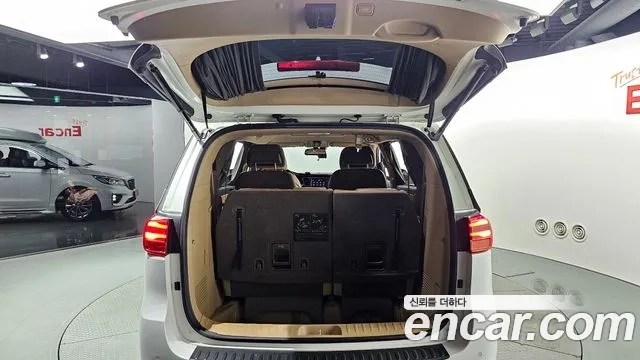 Kia The New Carnival id 2881393 из Кореи 11