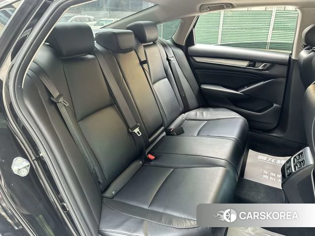 Honda Accord id 4341886 из Китая 11