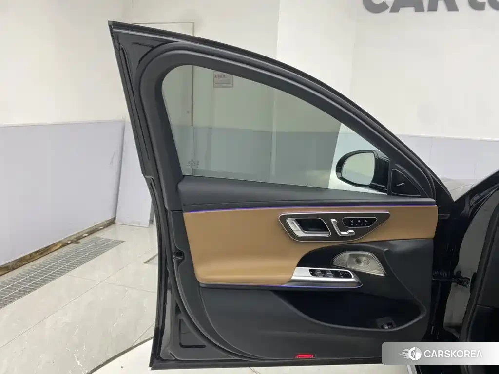 Mercedes-Benz E-Class id 4576674 из Китая 11