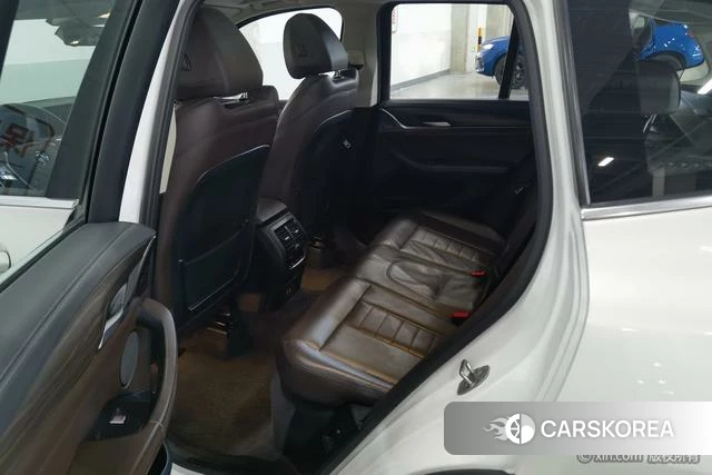 BMW X3 id 4273113 из Китая 11