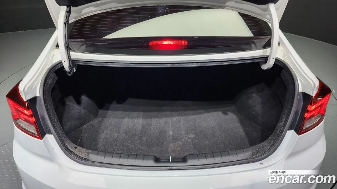 Hyundai The New Avante AD id 2186993 из Кореи 11