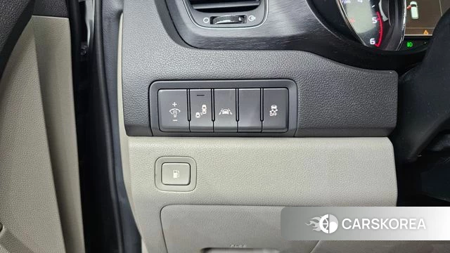 Kia All New Carnival id 4785926 из Кореи 11