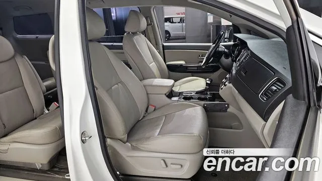 Kia The New Carnival id 2662789 из Кореи 11