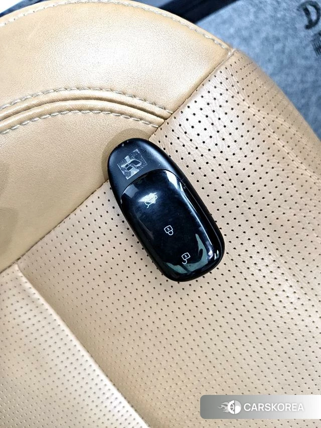 Ideal car Ideal ONE id 3890483 из Китая 11