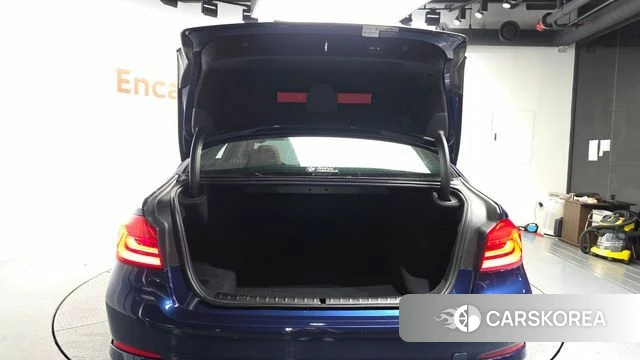 BMW 5 Series (G30) id 4615242 из Кореи 11