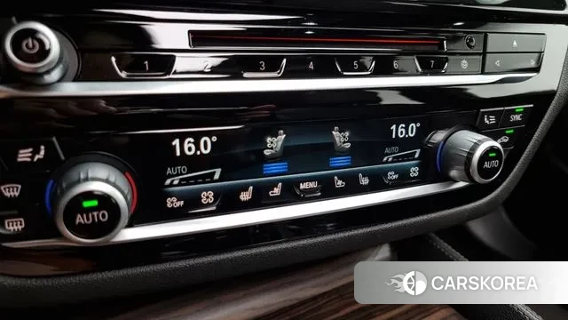 BMW 5 Series (G30) id 3045624 из Кореи 11