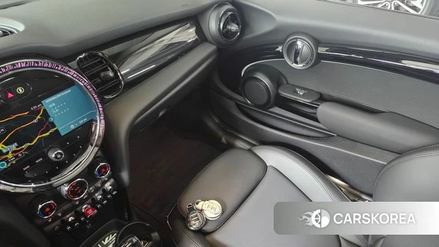 Mini Cooper id 4636507 из Кореи 11