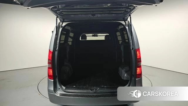 Hyundai The New Grand Starex id 4020102 из Кореи 11