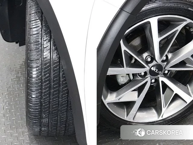 Kia The New Niro id 2884995 из Кореи 11