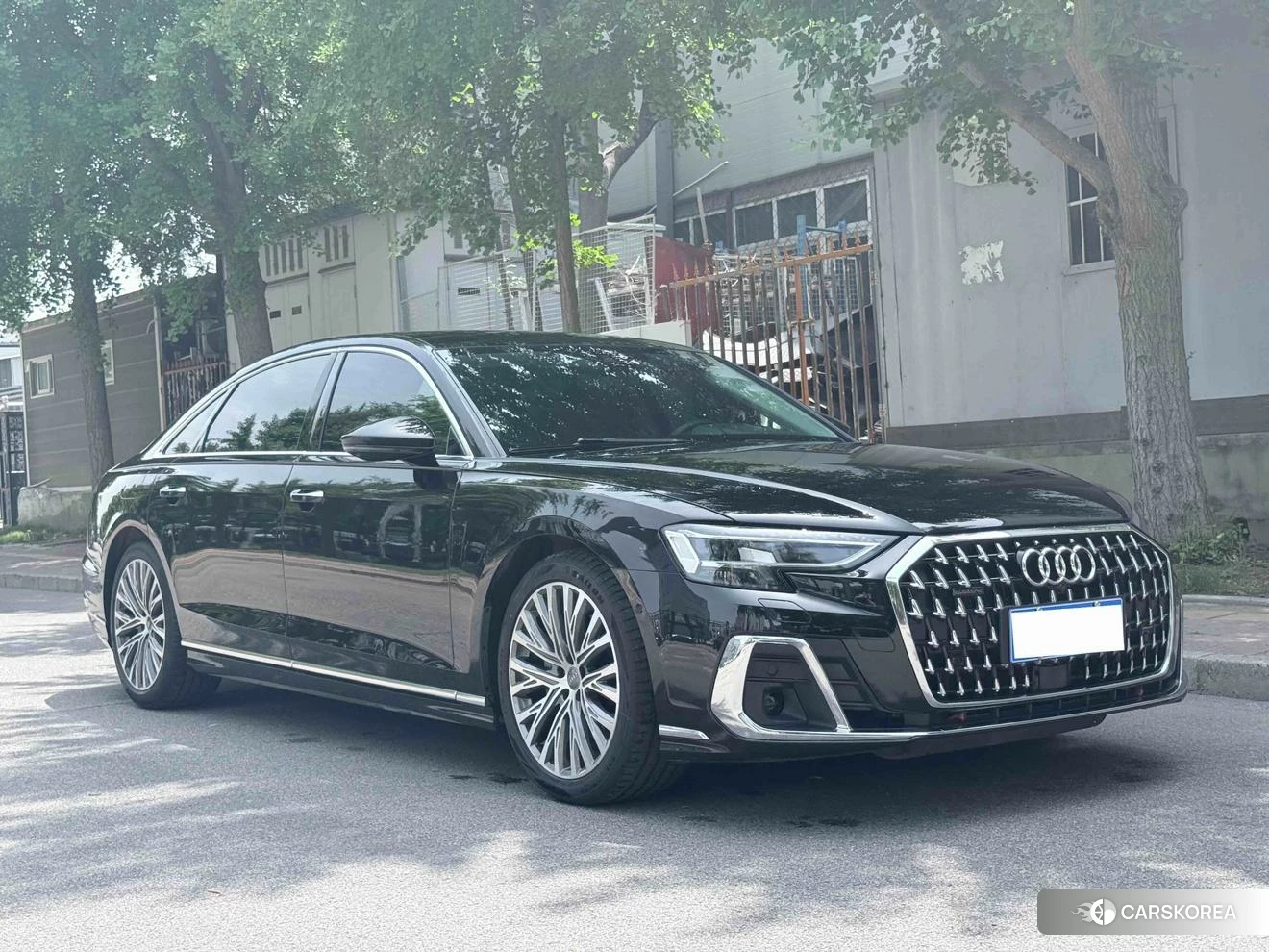 Audi A8 id 4419495 из Китая 11