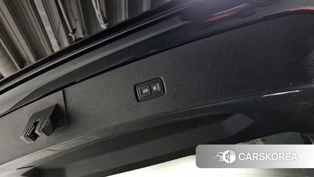 Audi Q8 (4M) id 3508453 из Кореи 11