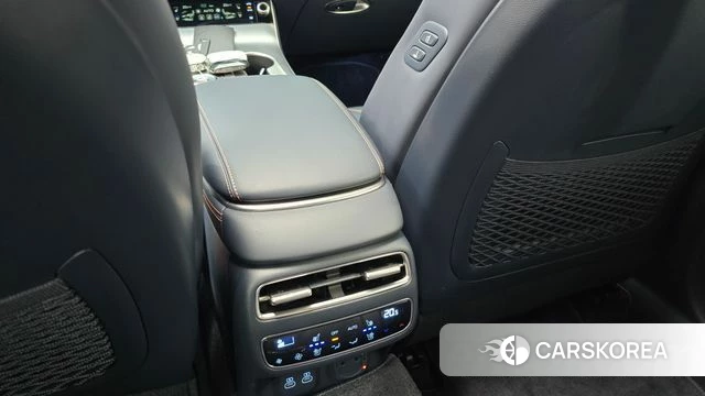 Genesis GV70 id 4426992 из Кореи 11