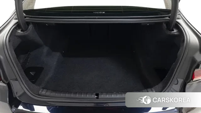 BMW 5 Series (G30) id 3778055 из Кореи 11