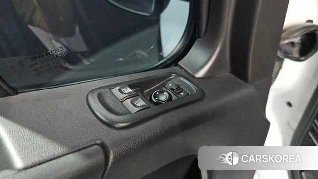 Renault Korea (Samsung) Master id 4416632 из Кореи 11