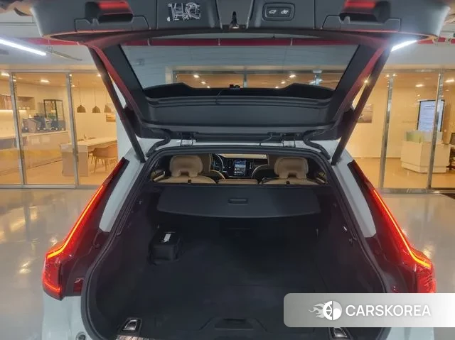 Volvo V90 Cross-Country id 3538585 из Кореи 11