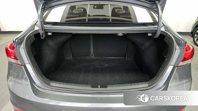 Hyundai Avante AD id 3925169 из Кореи 11