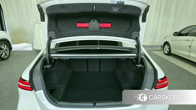 BMW 5 Series (G60) id 3831824 из Кореи 11